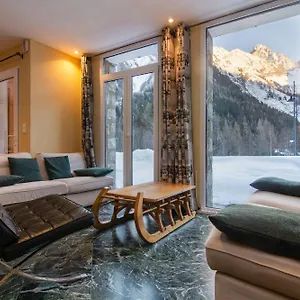 Glacier Chalet
