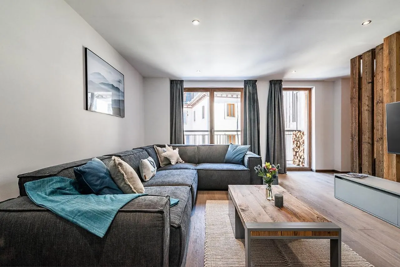 Chalet Herzog Argentiere Chamonix - By Emerald Stay