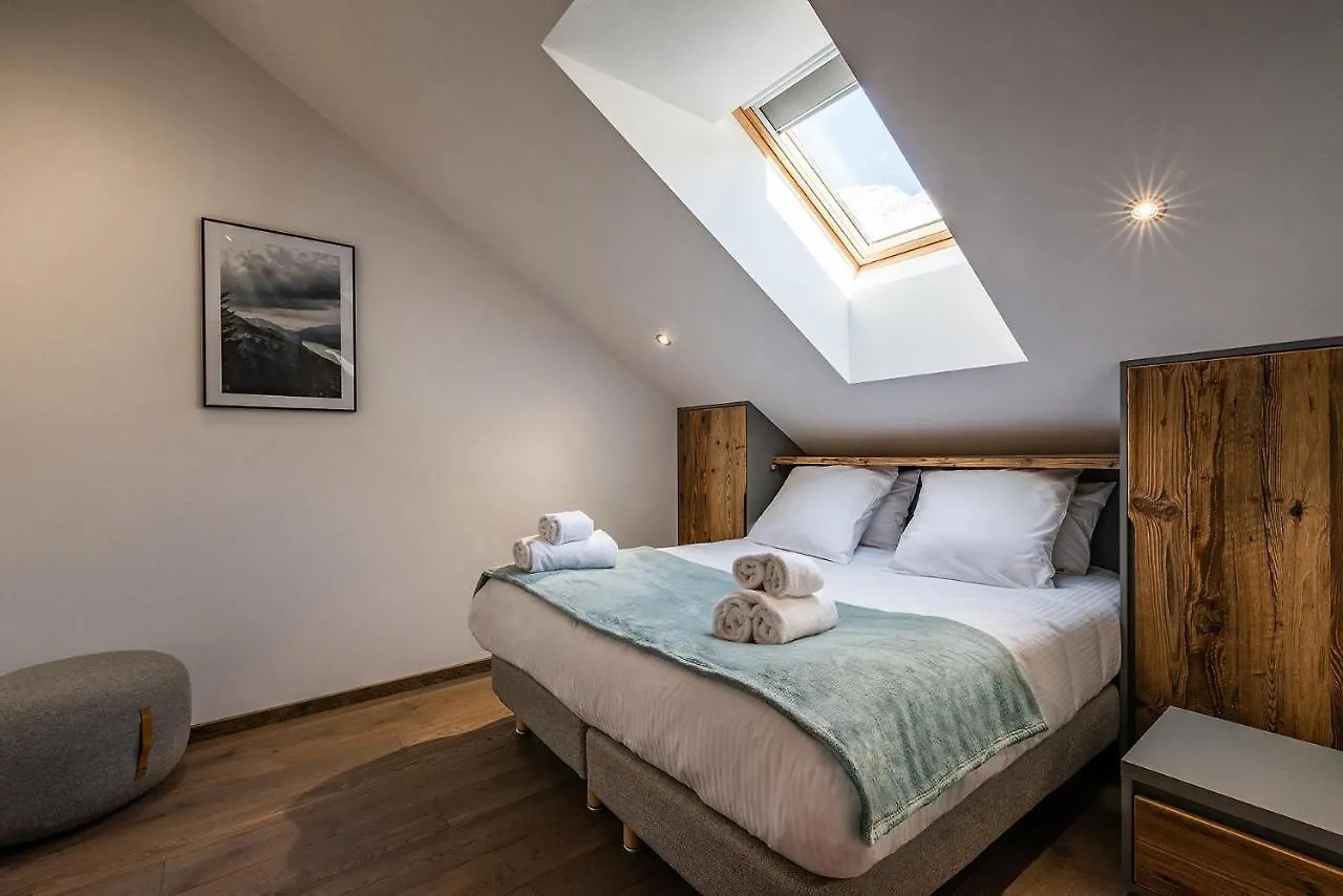 Chalet Herzog Argentiere Chamonix - By Emerald Stay 0*,