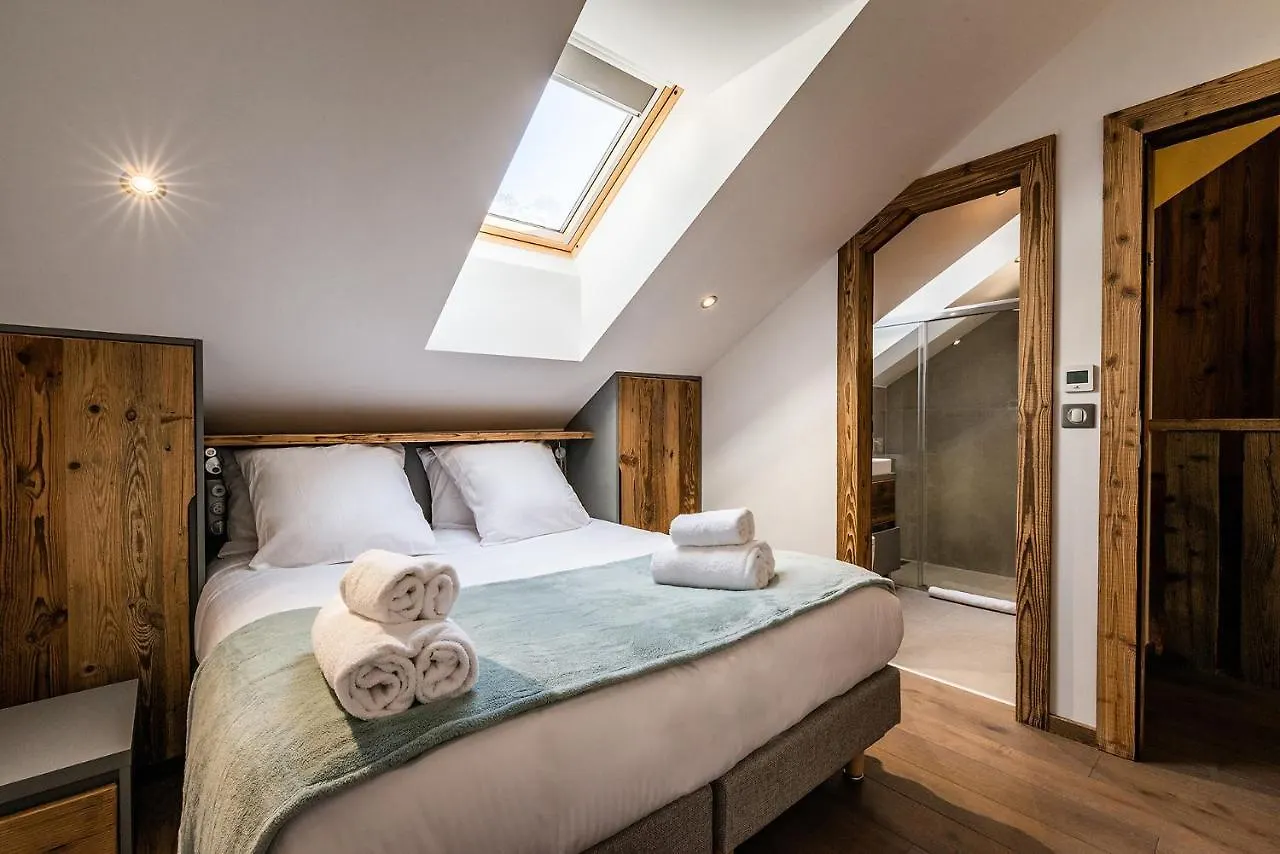 Chalet Herzog Argentiere Chamonix - By Emerald Stay